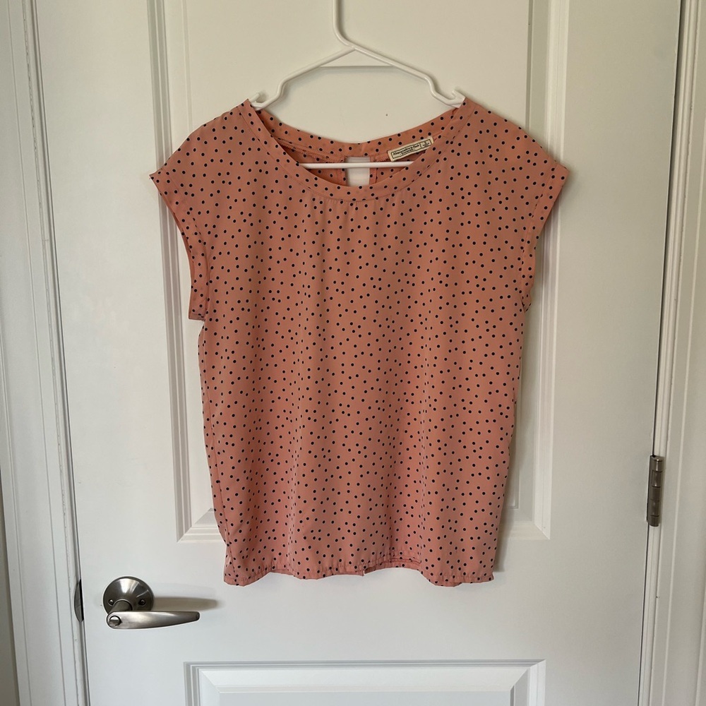 Abercrombie and Fitch Pink Polka Dot Blouse